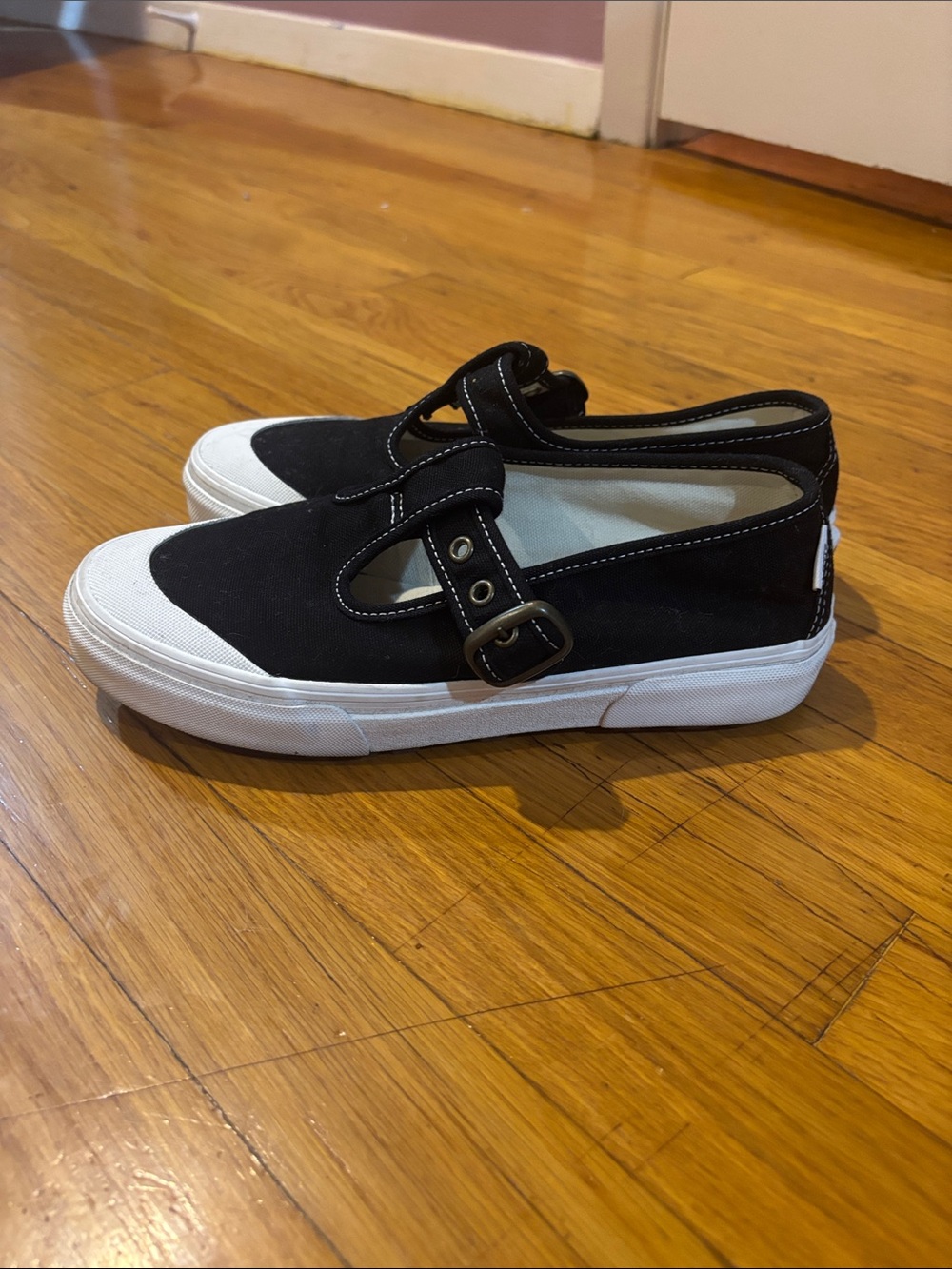 Vans Style 93 Mary Janes Sneakers